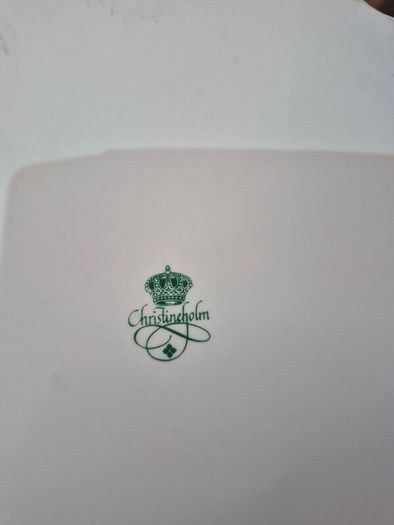 Christineholm Porcelain "Rose Collection" Quiche & Tart Dish