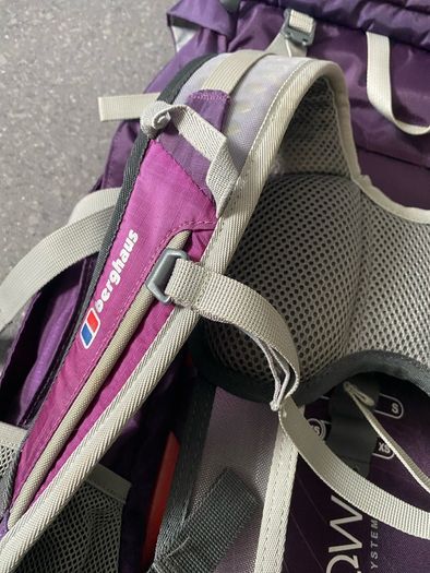 Berghaus Freeflow 30+6 Backpack Rucksack Ventilating Back System H20 &Rain Cover Purple