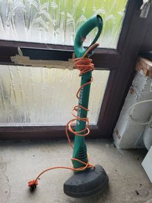Black & Decker Electric Strimmer