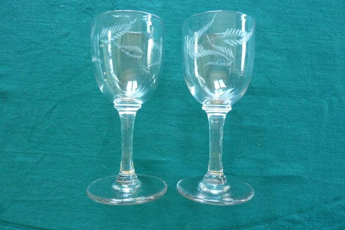 Sherry and liqueur glasses