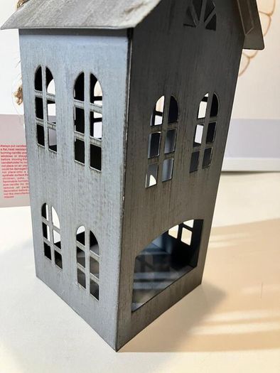 Metal Tealight house