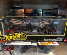 Hot wheels Advan racing set