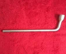 Lug wrench