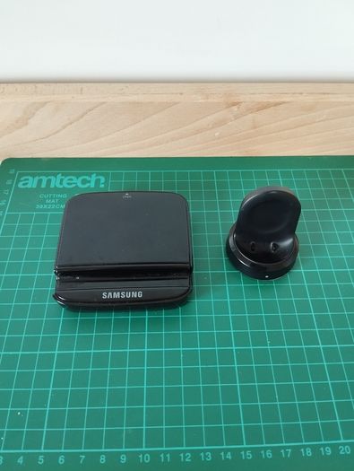 Samsung Battery Charger Set