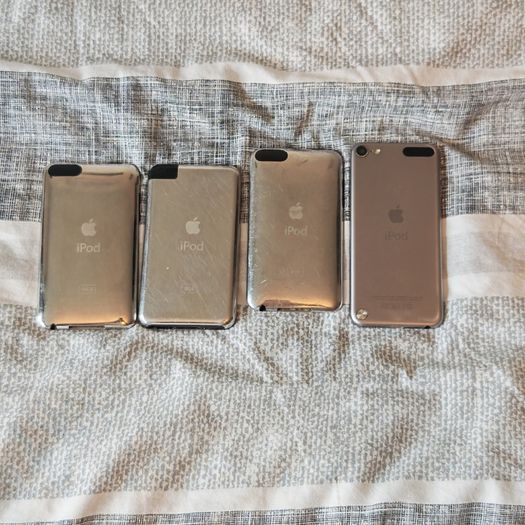 Apple iPod Job Lot Bundle - Untested/For Parts