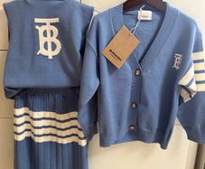 Burberry Girls 3 pieces set 7/8yrs