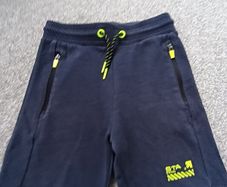 boy's shorts. Age8