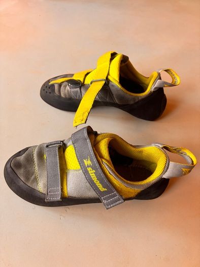 climbing shoes Simond