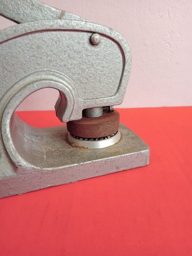 Vintage Hand Press / Embosser