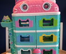 Gabby's Dollhouse