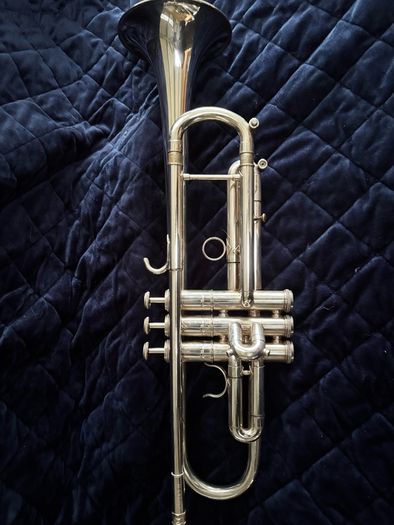 trumpet Getzen eterna