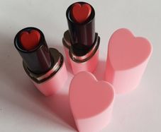 New Huda Beauty Lipstick