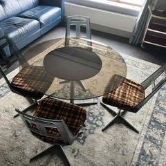 Retro Barget Table and Chairs