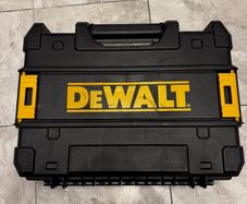 Dewalt Box