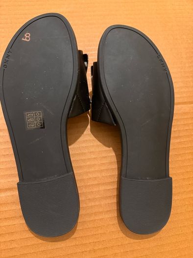 dkny flip