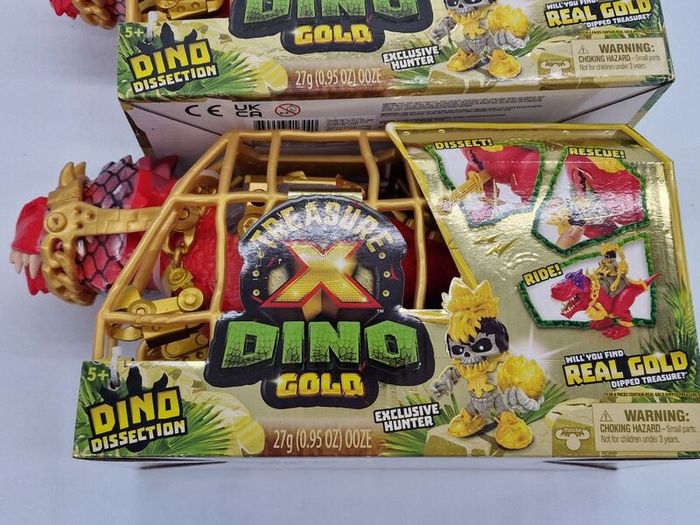 Treasure X Dino Gold Dino Dissection