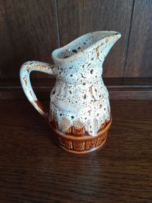 Mid Century 1970s drip glaze honeycomb barrel jug