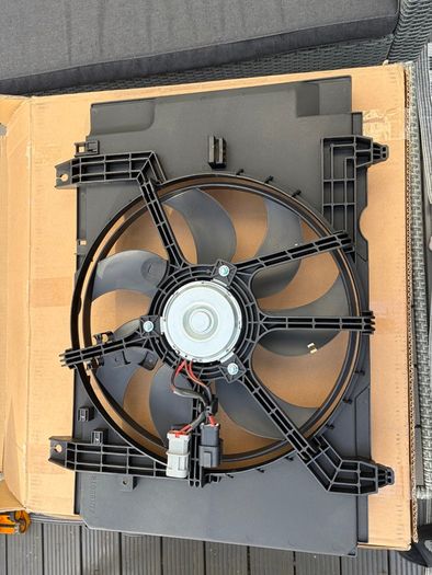 Nissan cooling fan