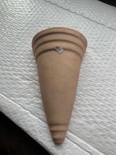 wall pocket vase