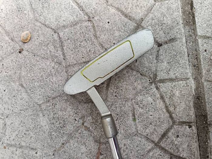golf clubs