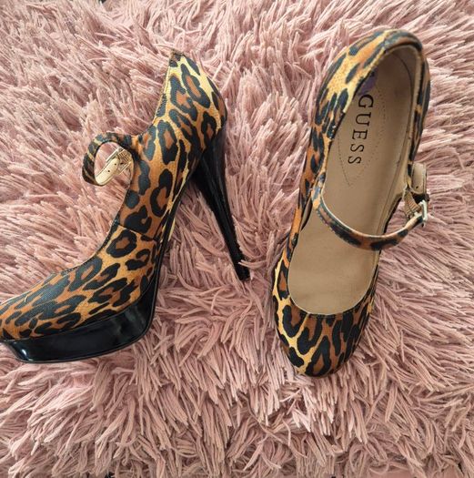Selection of Brand New Size 5 Shoes