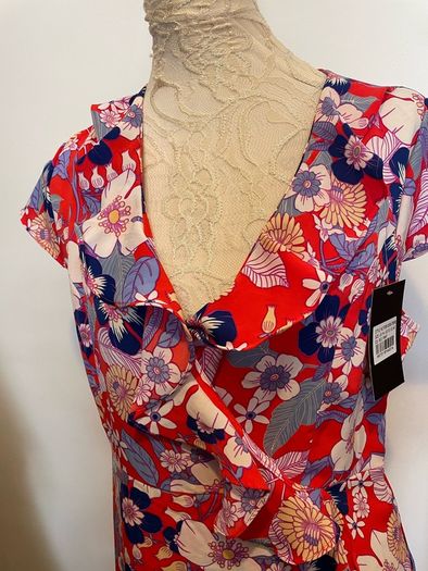 Pixie Daisy dress floral size 14 - New with tags