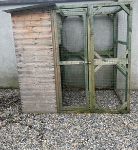 Out door cat pen