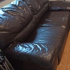 3 seater leather sofa + 2x armchairs