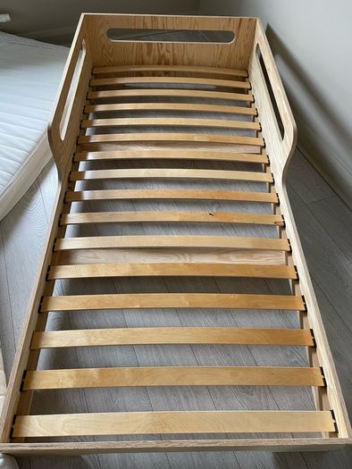 Single bed frame