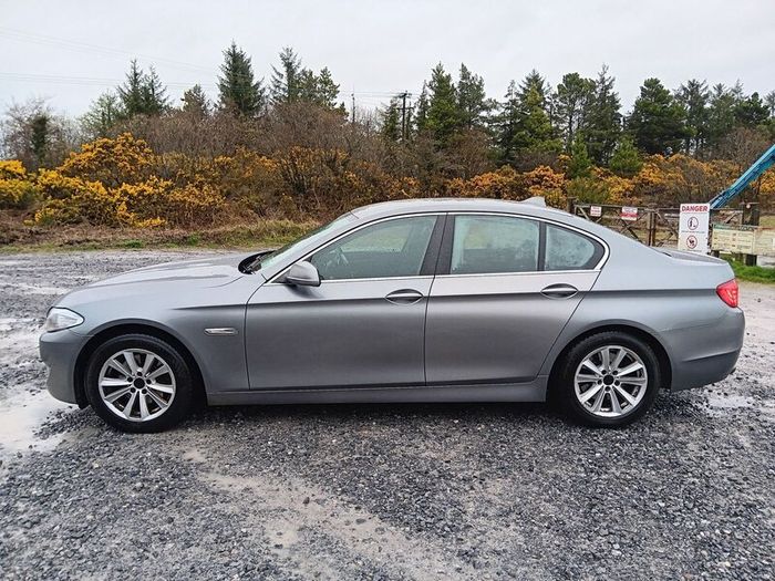 BMW 5-Series 2012