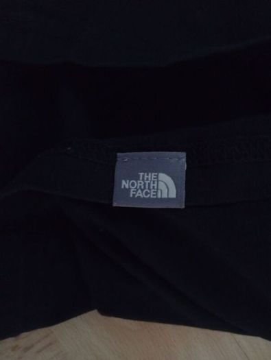 The North Face T-shirt  ((L Adult))