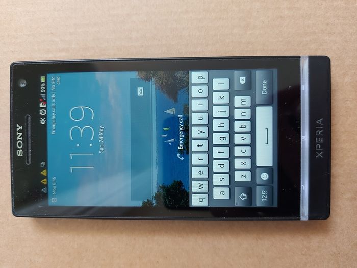 Sony Ericsson Xperia, Model LT26i, pin locked, in excellent cosmetic condition