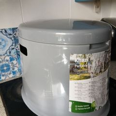 Camping toilet
