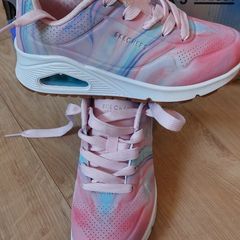 Skechers UNO Sweetheart pink (Size 12) Girls/Like New
