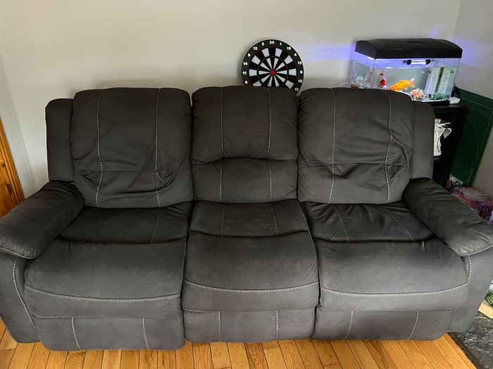 Recliner sofa
