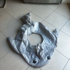 Inflatable pool ring