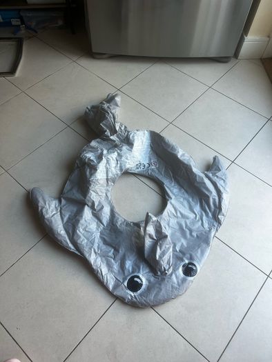 Inflatable pool ring