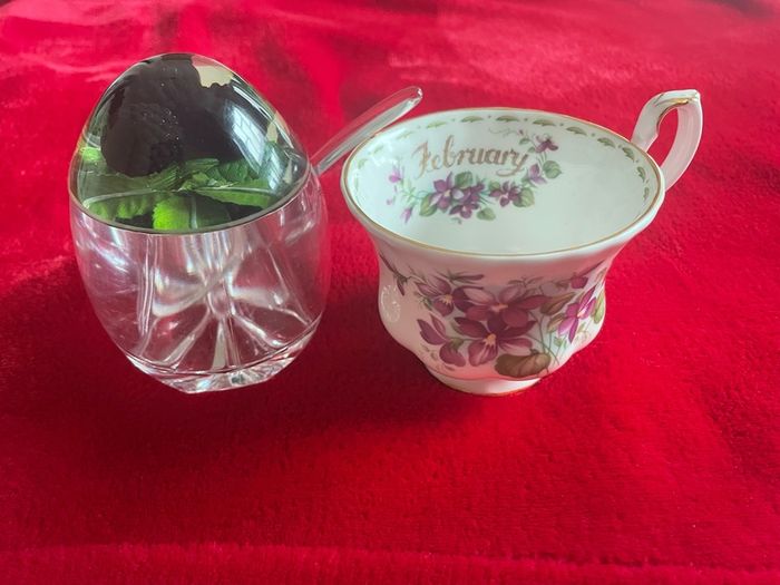 Crystal sugar bowl