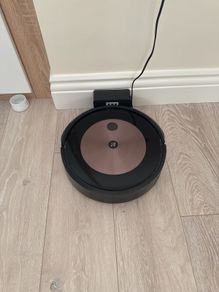 irobot j7 robot vacuum with extended battery
