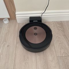 irobot j7 robot vacuum with extended battery