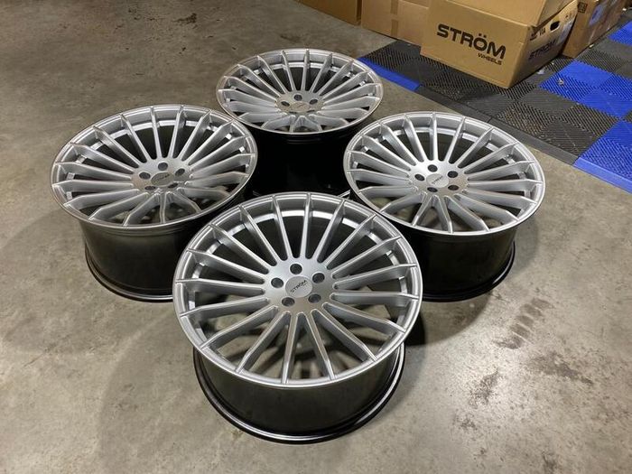 22" Inch Str4 Alloy Wheels 5x120 74.1 Bmw Jeep E70 E71 F15 F16 E53 F85 F86 X5 X6 X5m X6m