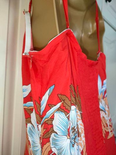 Vintage Red floral maxi dress Mariko size 12/14 Postage included