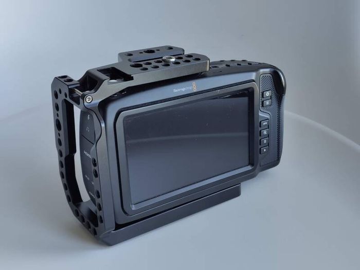 Blackmagic Pocket Cinema Camera 4K (BMPCC 4K) + SmallRig Cage & 3 Batteries