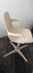 Swivel chair