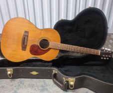 1974 Yamaha FG 75 Acoustic Guitar