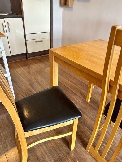 Kitchen table & chairs