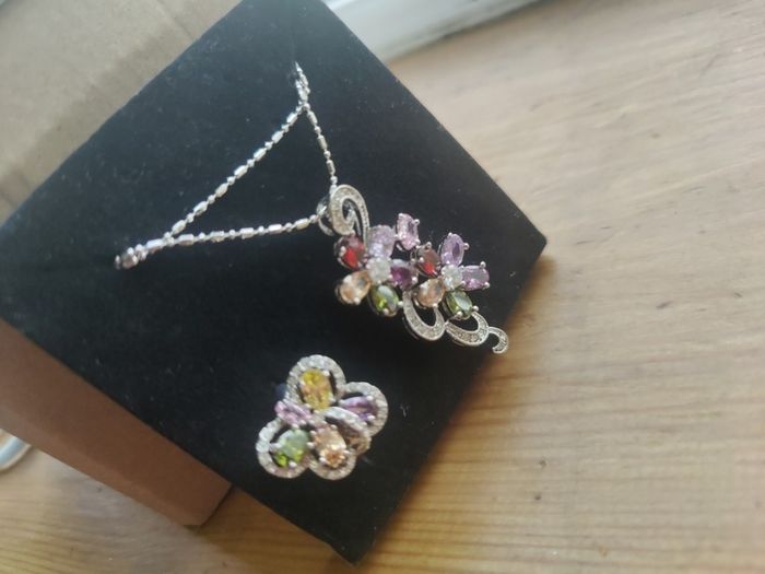 pendant set