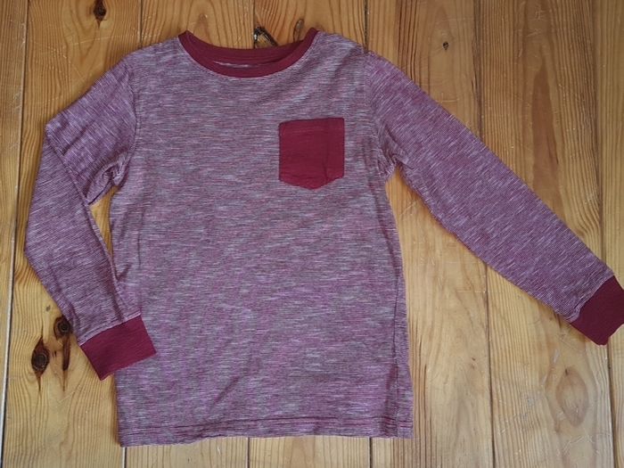 Age 7 NEXT Wine Top
