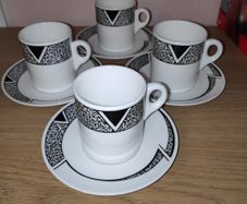 Wedgwood Bone China Hotelware 4  espresso cups with saucers