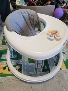 uuoeebb baby walker